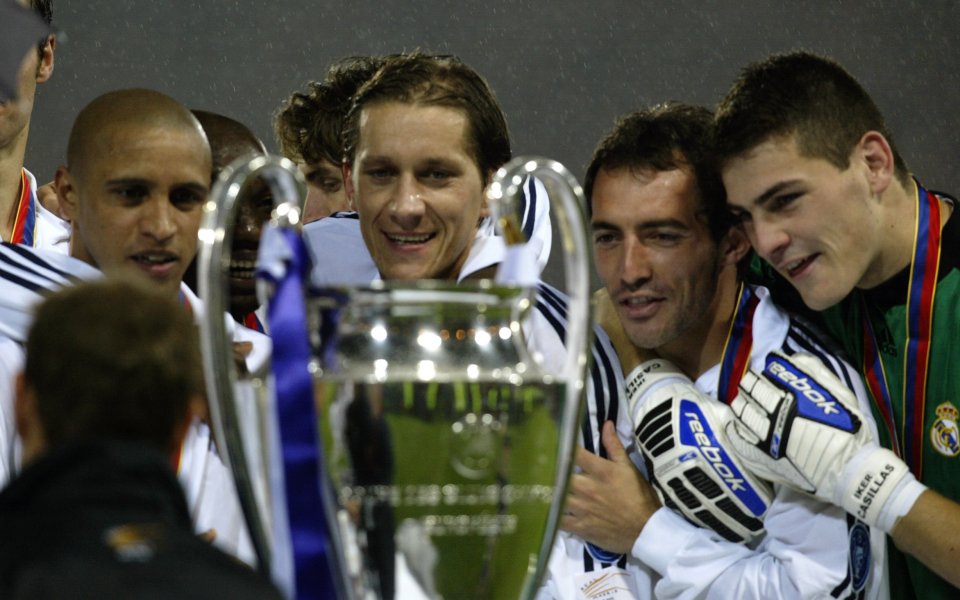 Реал Мадрид стана на 112 години, сънува требъл