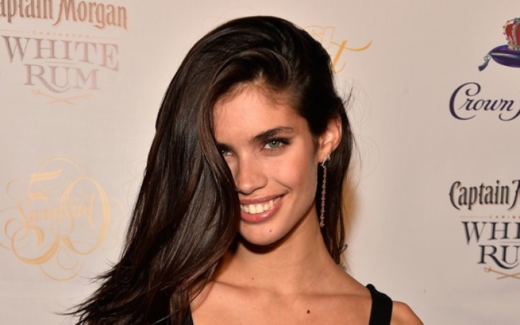 СНИМКИ: Португалка издуха конкуренцията за Новобранец на годината на Sports Illustrated