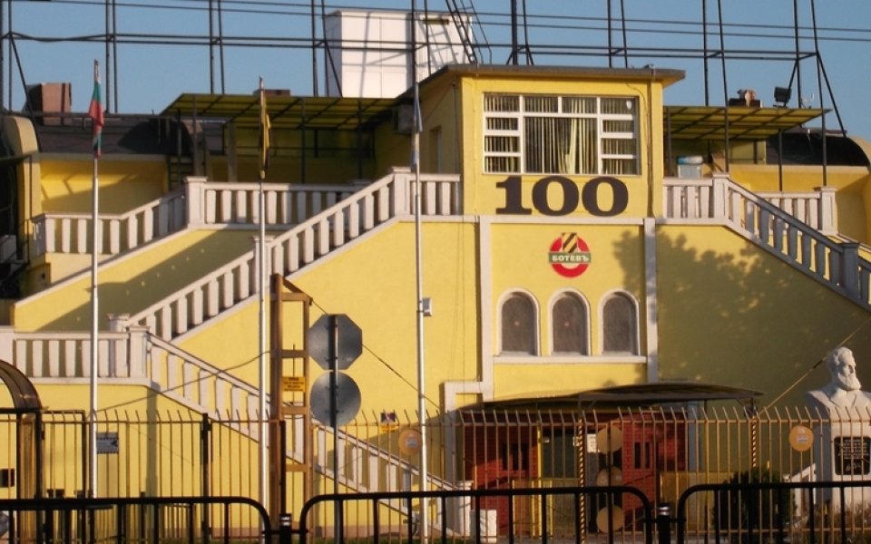 Д-р Шишков: Нека парите от стадион Ботев, отидат за спорт