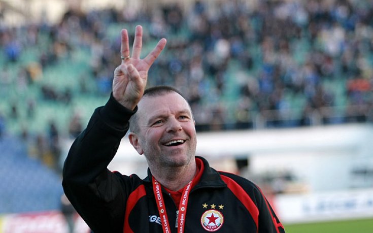 Стойчо Младенов: За тази емблема работим и живеем