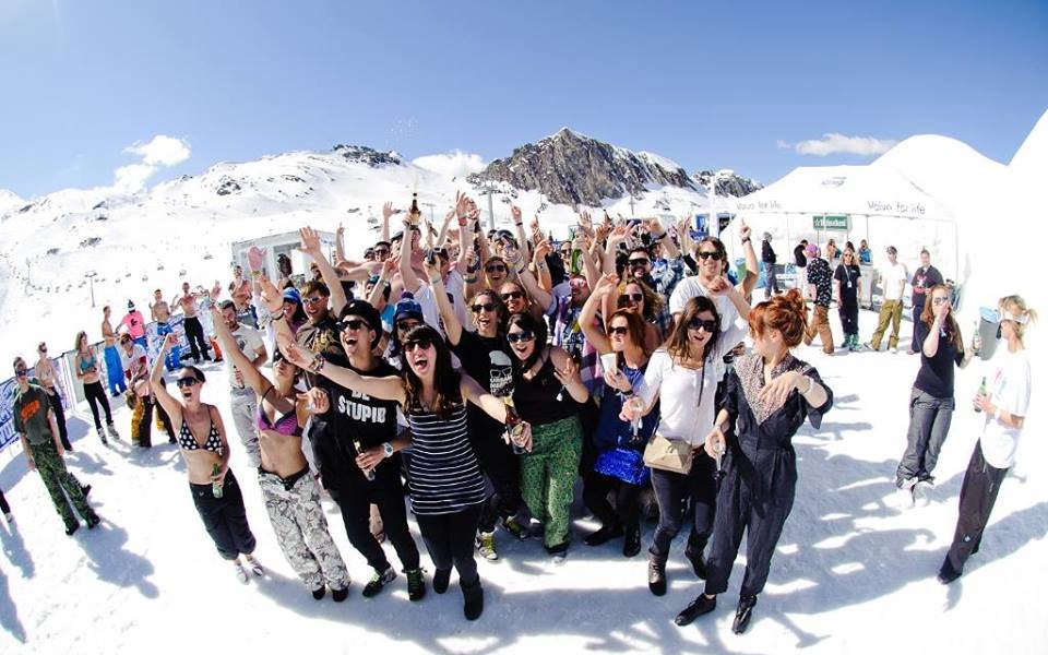 С каяци по пистите в Чепеларе откриват уникален за България фестивал