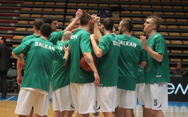 Балкан Ботевград тресна черногорци в Балканската лига