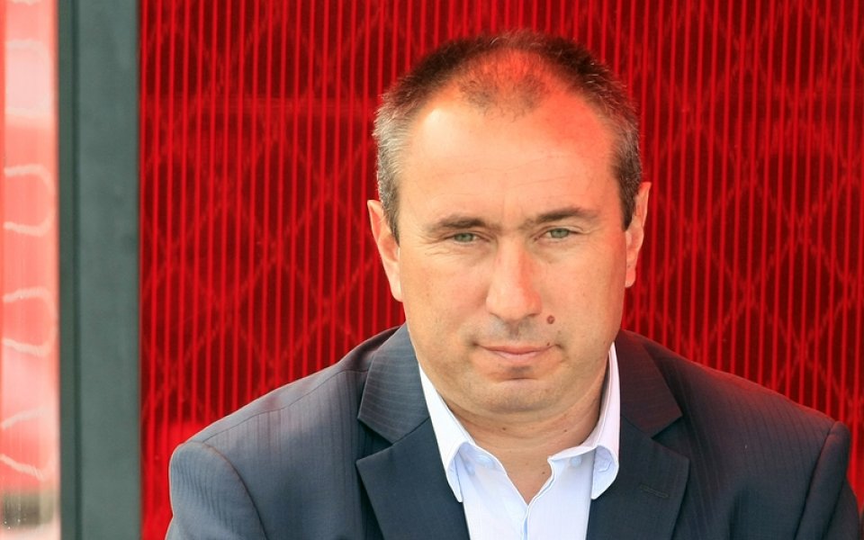 Цветан Василев: Аз решавам дали Стоилов ще си тръгне