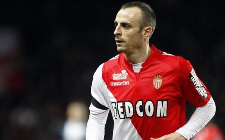 Монако стяга убийствен тандем Бербатов-Фалкао