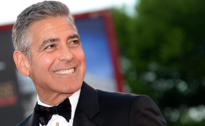 Упс, Джордж Клуни развали снимката ми!