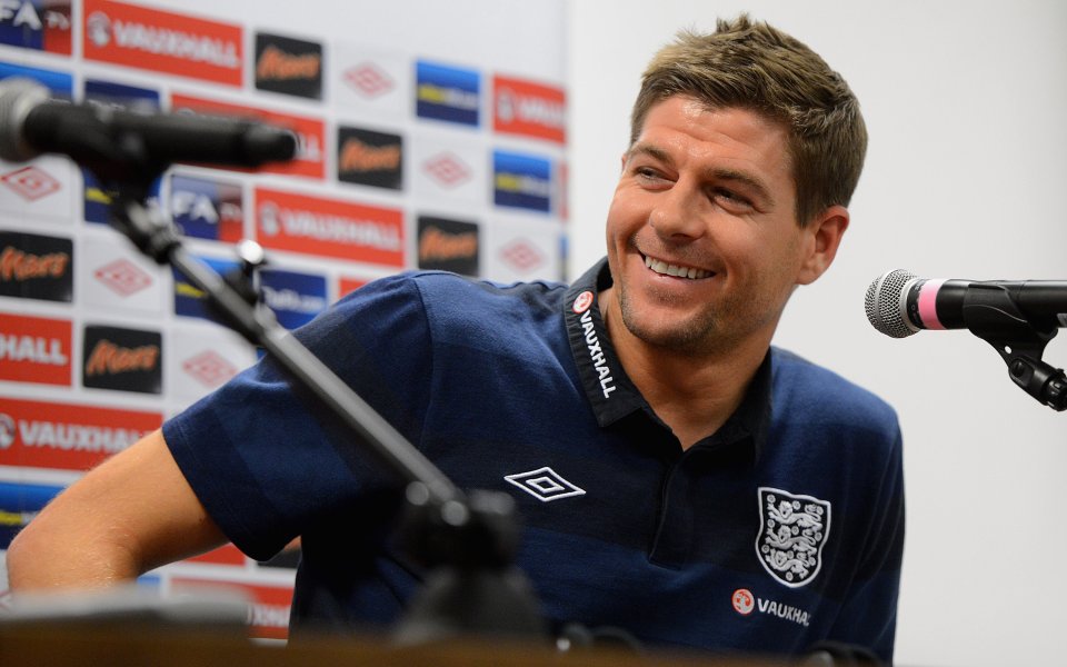 Първоаприлската шега на Daily Mail облече Англия... в жълто