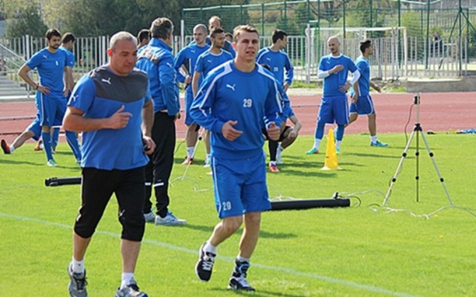 Петима от Левски остават в лазарета