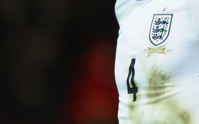 Англия официално показа екипите си с които трите лъва ще