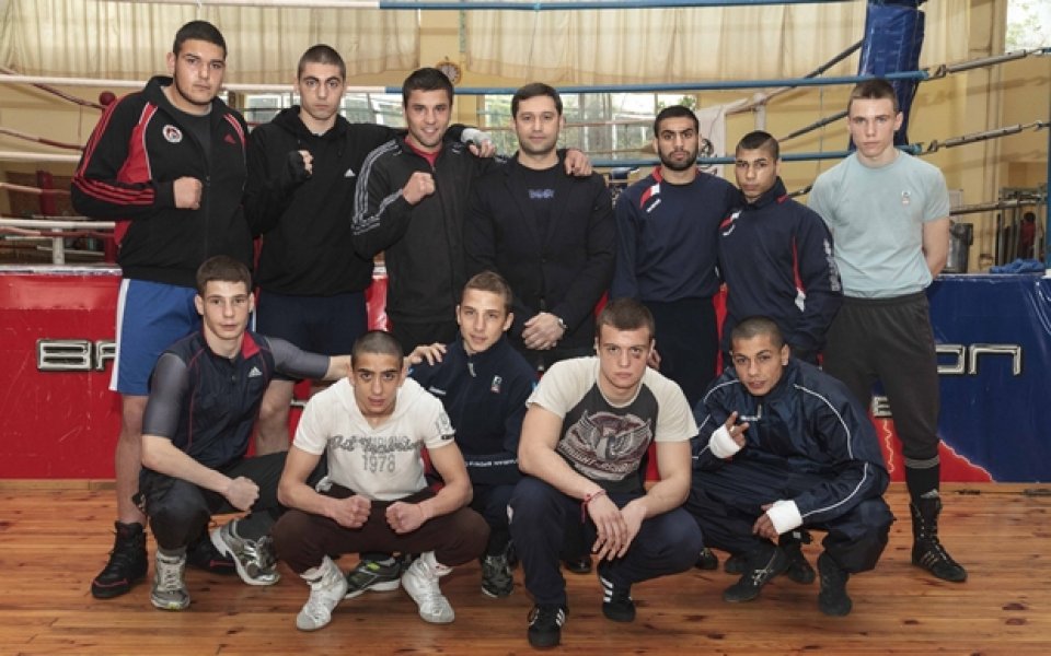 Определиха съставите на България за световното по бокс