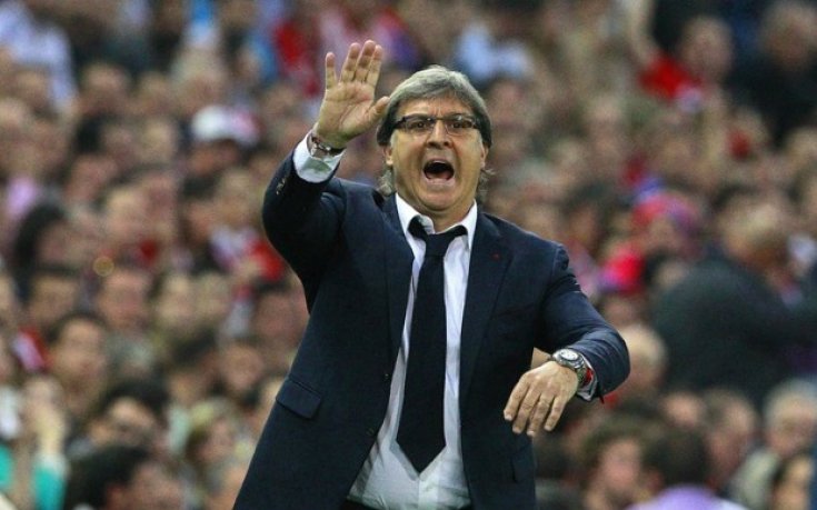 Барса уволнява Тата Мартино след сезона