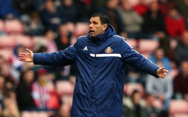 Пойет остава в Съндърланд