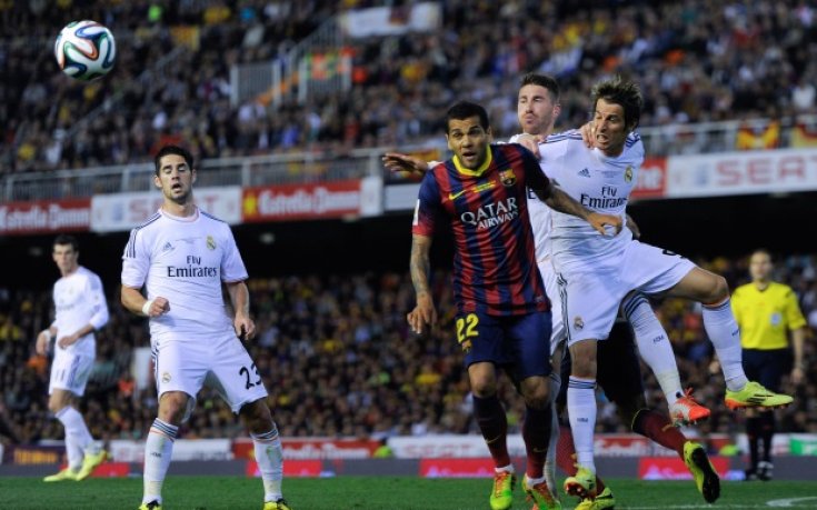 Дани Алвеш се извини на феновете на Барса