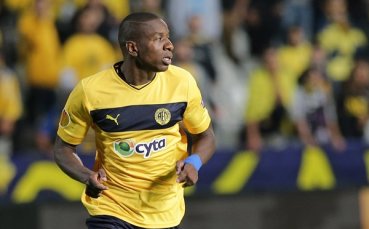 Основен защитник изненадващо напусна тима на Ивайло Петев