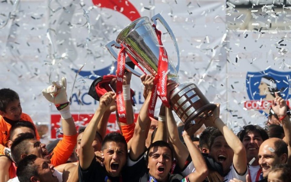 Чилийци празнуват титла в мач с Интер