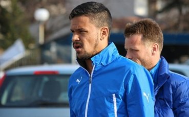 Левски потвърди новината на Гонг за Бастос