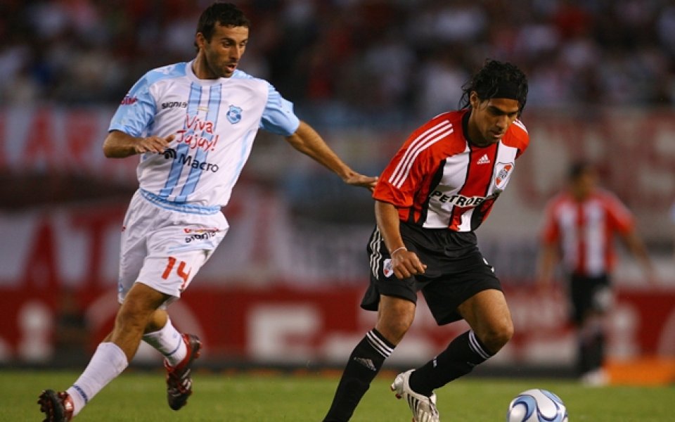 Аржентинският шампионат става с 30 участника