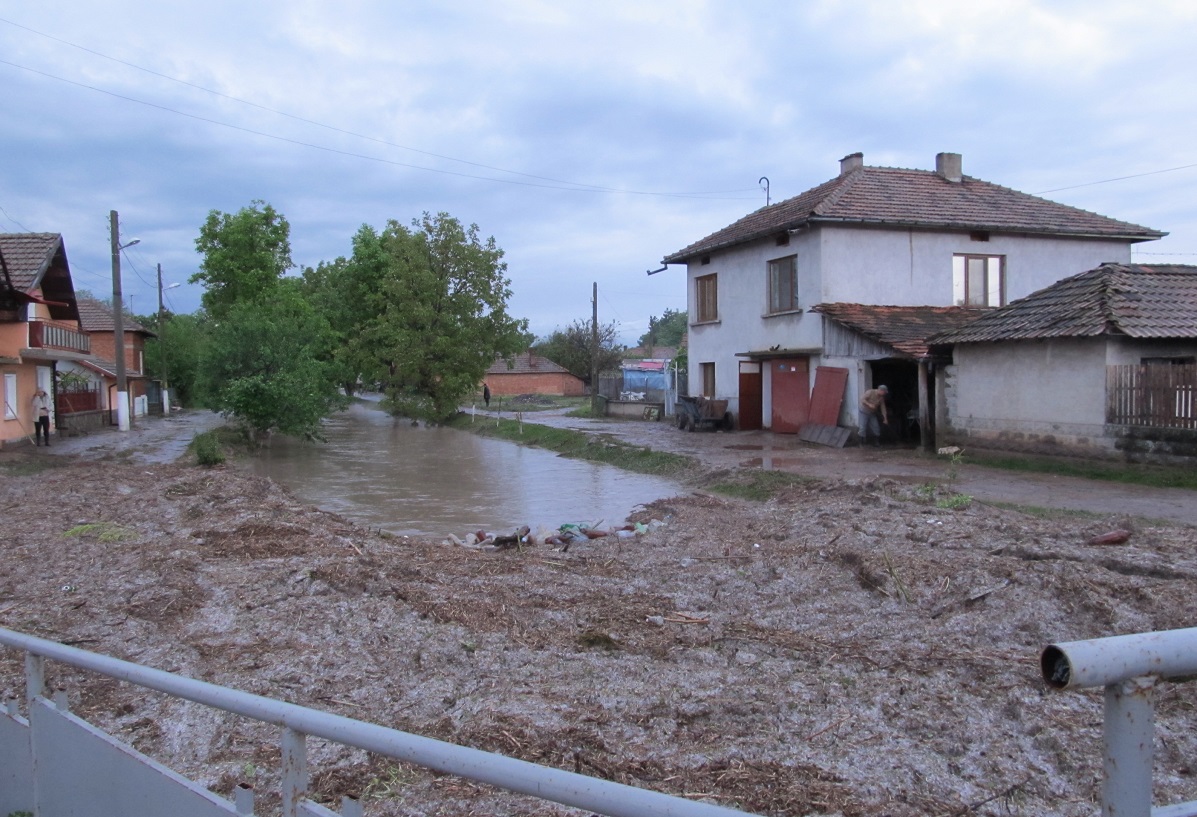 Без повече порои и урагани до края на седмицата