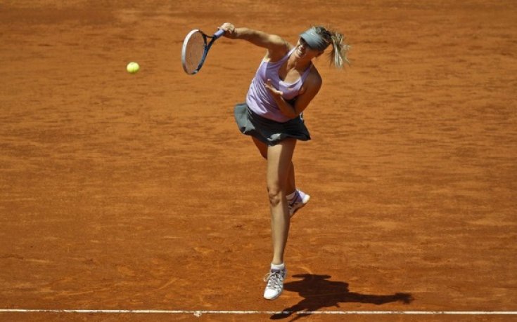 Шарапова - Халеп е финалът в Мадрид