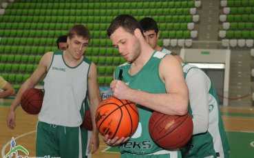 Балкан помага на Васко Бамбурски с благотворителен търг