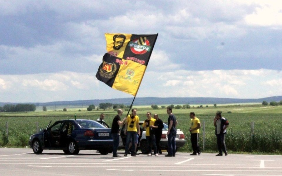 СНИМКИ: Ботевисти изпълниха пътя от Пловдив до Бургас