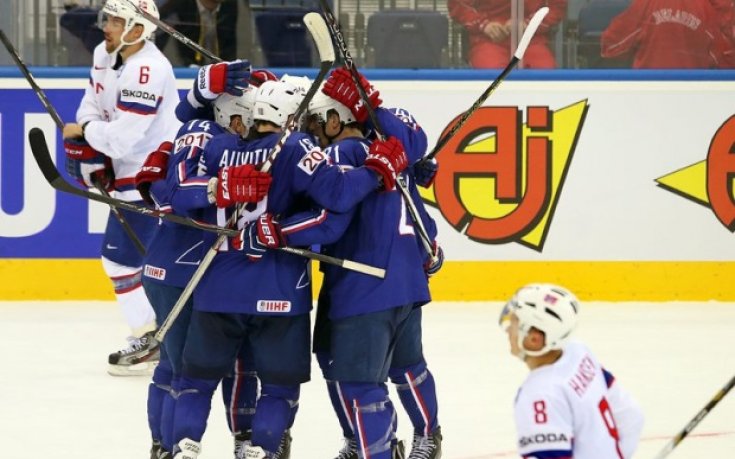 Русия на 1/4-финал на Световното по хокей, Франция с важен успех