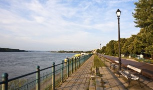 Крайречната алея на Видин