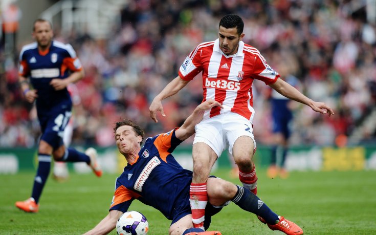 Ливърпул и Стоук започнаха преговори за крило