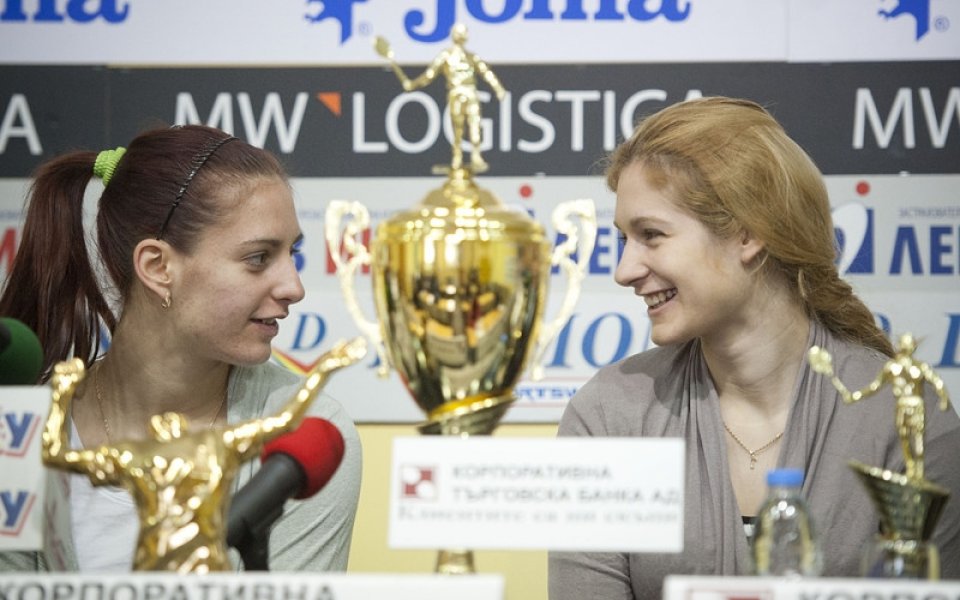 Сестри Стоеви отпаднаха на 1/4-финалите в Базел