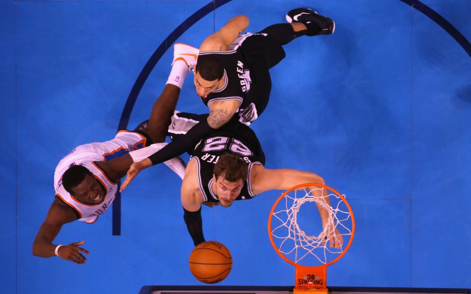 Оклахома с първи успех във финалната серия