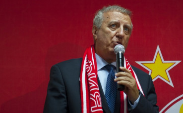 Томов: До ден може да имаме нов старши треньор