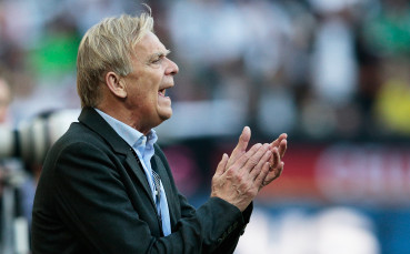 Фолкер Финке обяви състава на Камерун