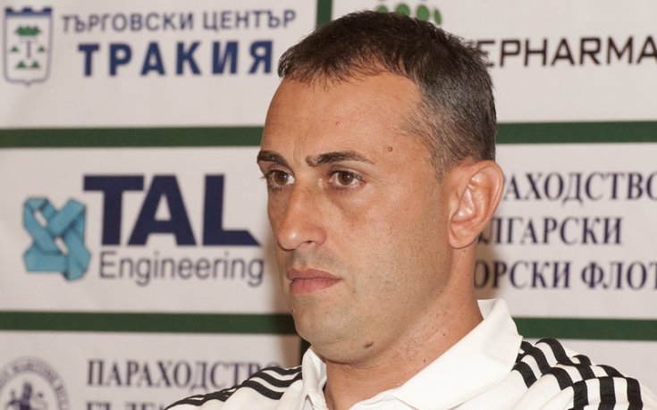Азерите изкушават Петев с 2 милиона долара