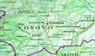 Напрежение: Сръбският президент вдигна армията заради Косово