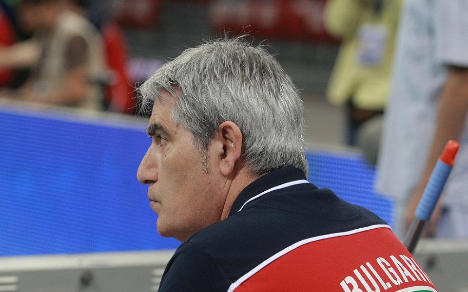 Плачи: Стреляйте срещу мен, не срещу отбора