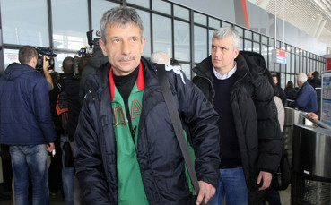 Наставникът на Локомотив София Радослав Здравков обяви преди заминаването на отбора за Турция