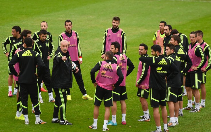 Една дилема пред Дел Боске – Торес или Коща