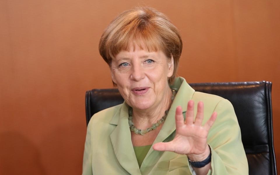 Ангела Меркел пожела успех на Германия, но не даде прогноза