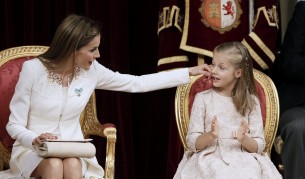 Кралицата на Испания – Летисия Ортис и малката Леонор