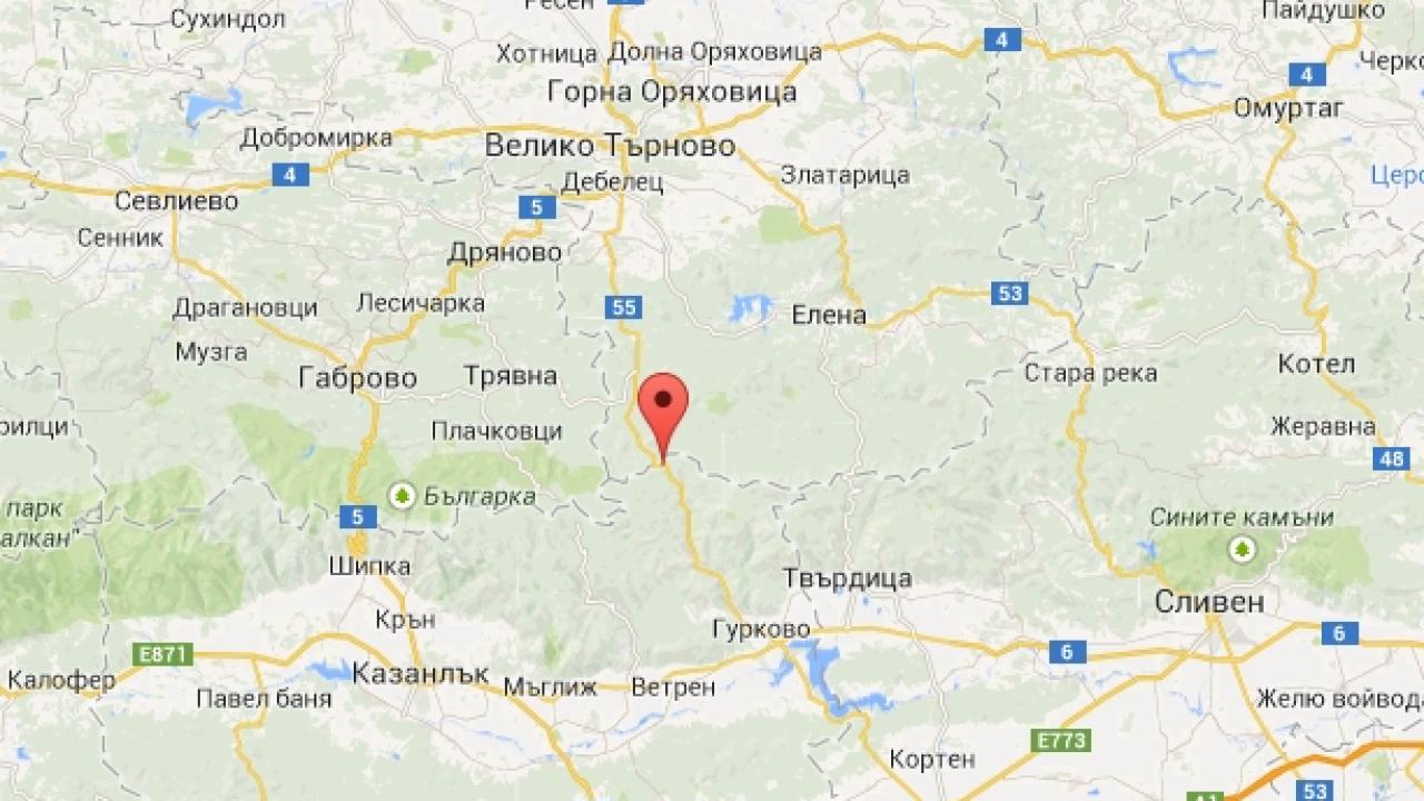 Водата отнесе част от Прохода на републиката
