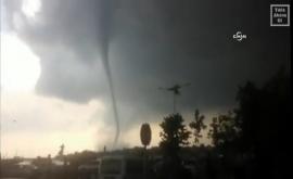  Торнадо в Румъния обърна рейс 