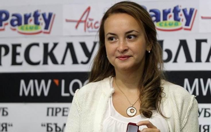 Победа, реми и загуба за Антоанета Стефанова в Грузия