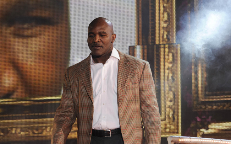 Холифийлд: Мейуедър никога не е бил безспорен шампион