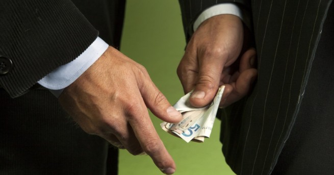 Собственик на малка фирма за разнос на плодове и зеленчуци