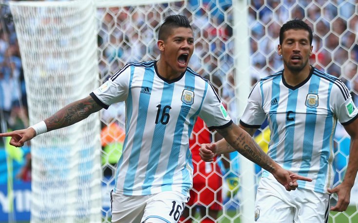 Проблеми около трансфера на Маркос Рохо в Манчестър Юнайтед