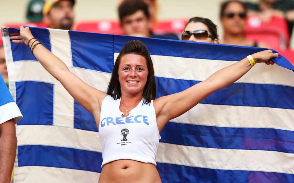 В Гърция ще играят на празни стадиони