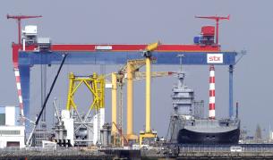 Един от двата новостроящи се кораба