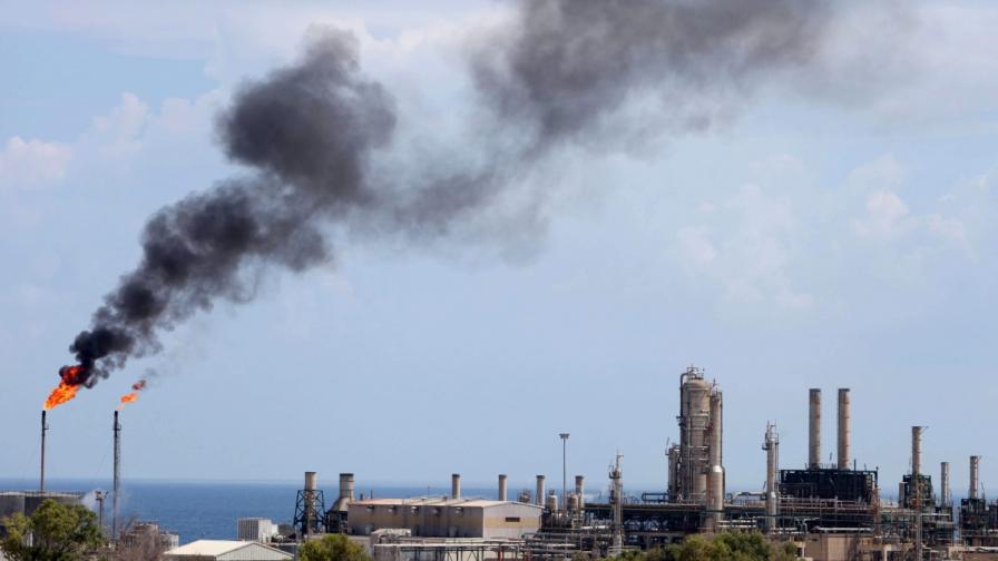 В Либия обявиха края на петролната криза