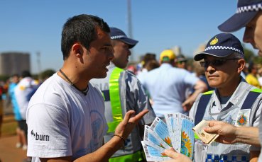 ФИФА отрече участието си в нелегалните продажби на билети