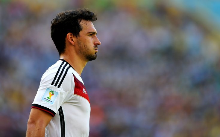 Ван Гаал иска Хумелс в Манчестър Юнайтед