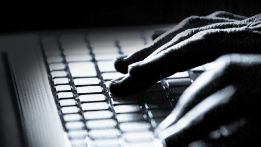  Хакери точат банкови карти с откраднати персонални данни 